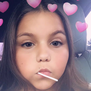 Meet your Posher, Yulia